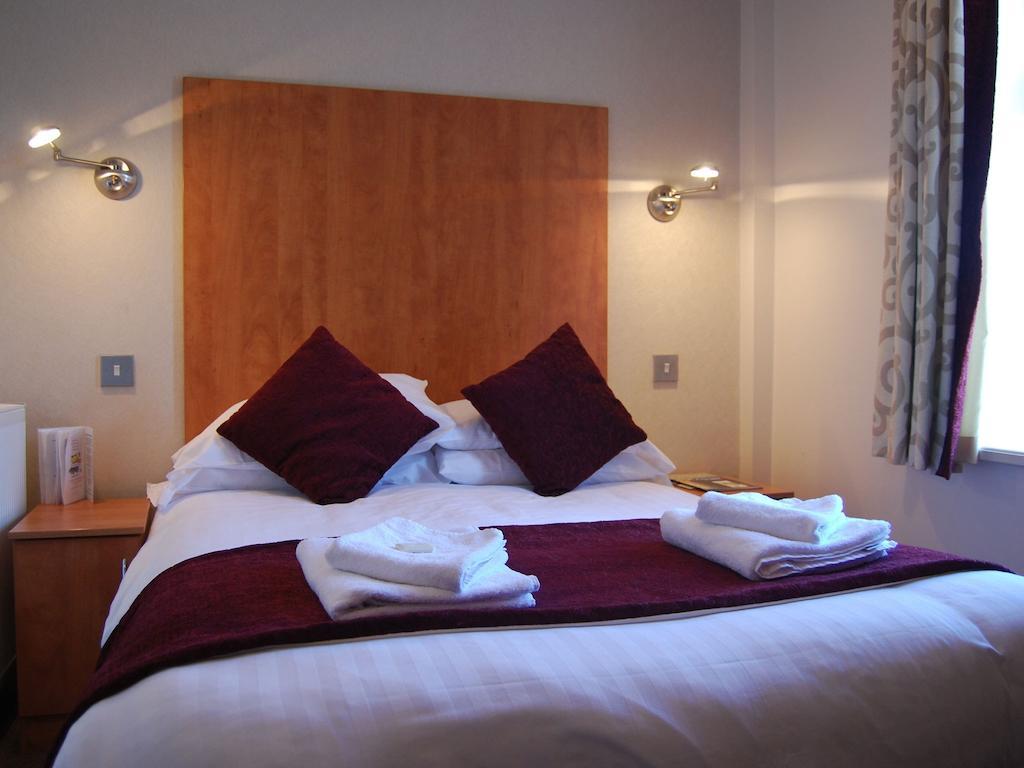 Elgin Hotel Blackpool Værelse billede